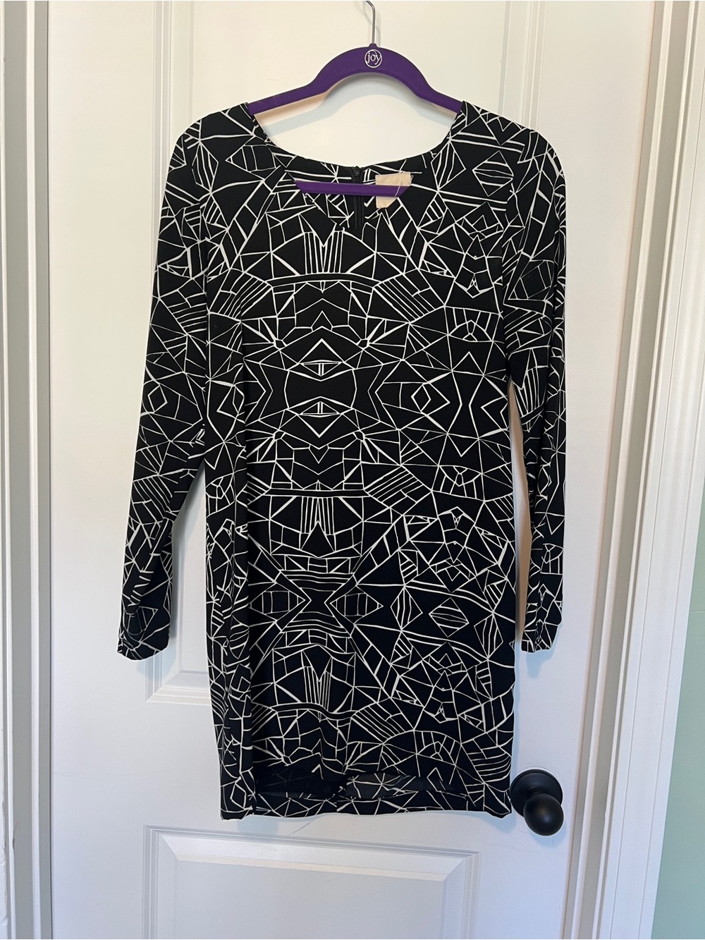 Black Geometric Long-Sleeve Sheath Dress
